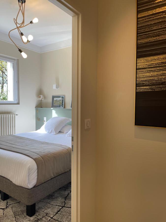 Hotel Du Golf Saint Lazare リモージュ エクステリア 写真