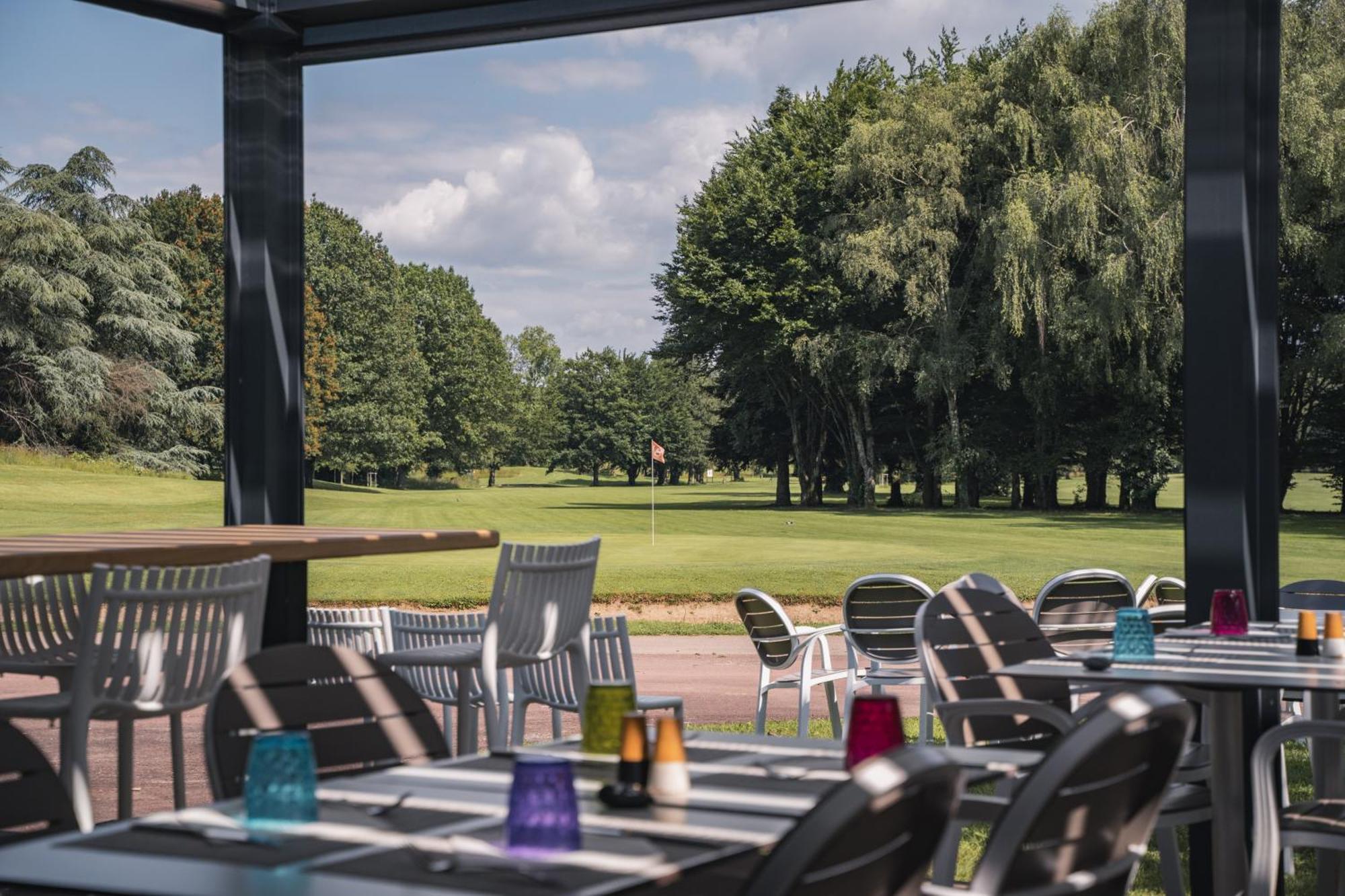 Hotel Du Golf Saint Lazare リモージュ エクステリア 写真
